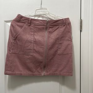Front zip skirt